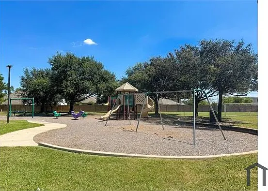 19022 Yellow Thrush Dr — Photo 39