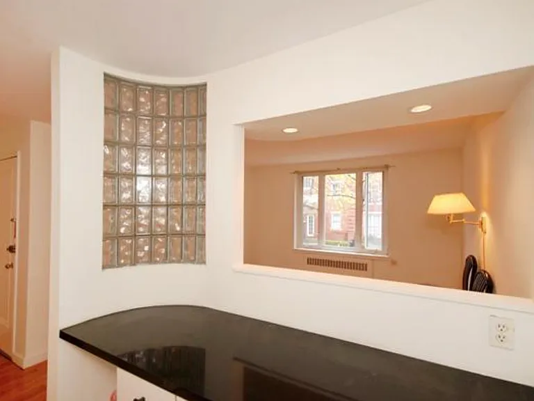 150 Beaconsfield Rd #1 — Photo 4