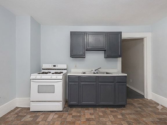 2nd image of 8700 Willard Ave Unit 2