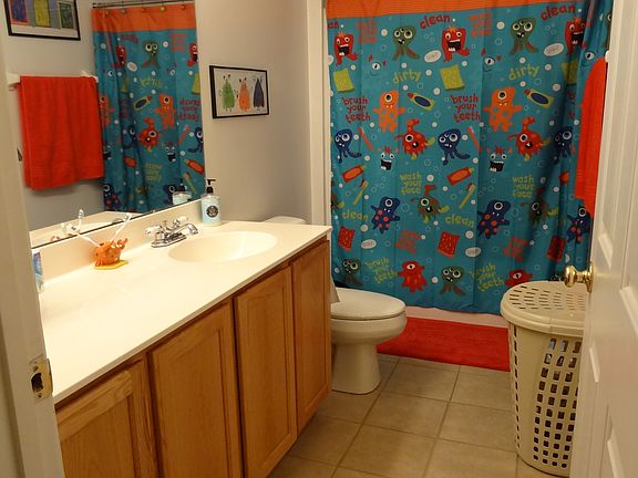 3rd image of 5946 Courtney Pl