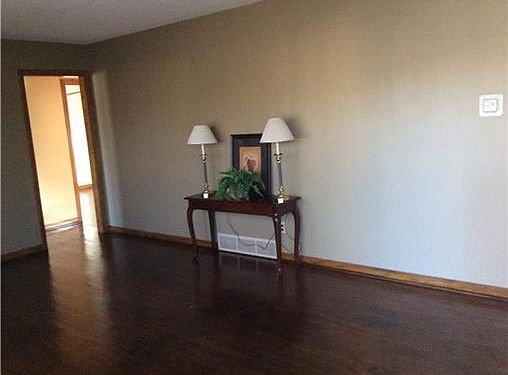 4th image of 12523 E 49th St S