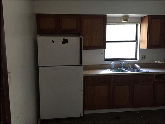 3rd image of 533 Sherman St