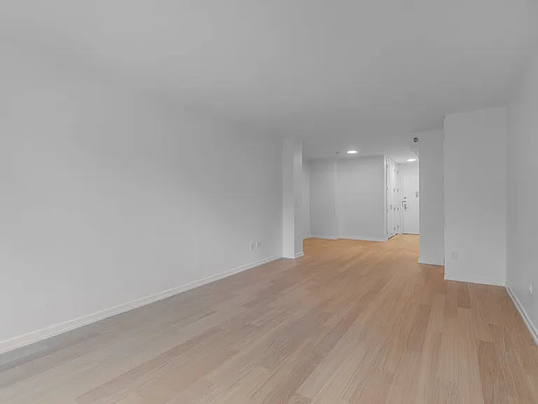 75 W End Ave #C8G — Photo 5