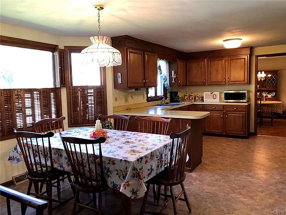 2nd image of 6044 Rose Arbor Ln