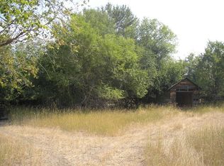 814 13th St, Salmon, ID 83467
