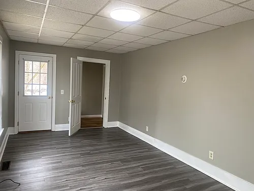 717 Alexandria St — Photo 3