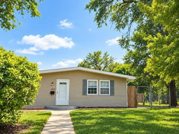 300 Spruce St, Quincy, IL 62301