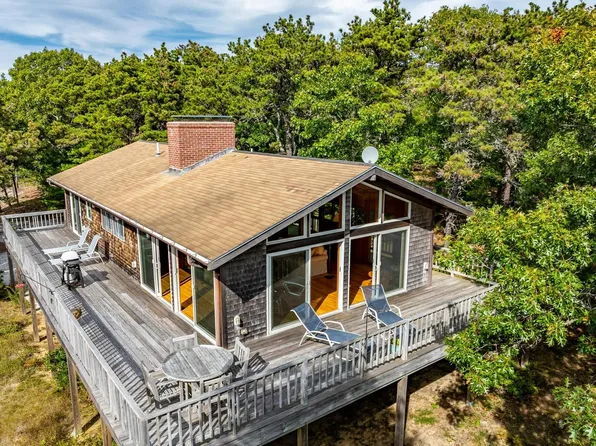 19 Avery Way, Truro, MA 02666