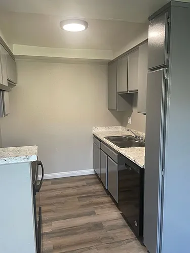 Mountain View Apartments Photo 1