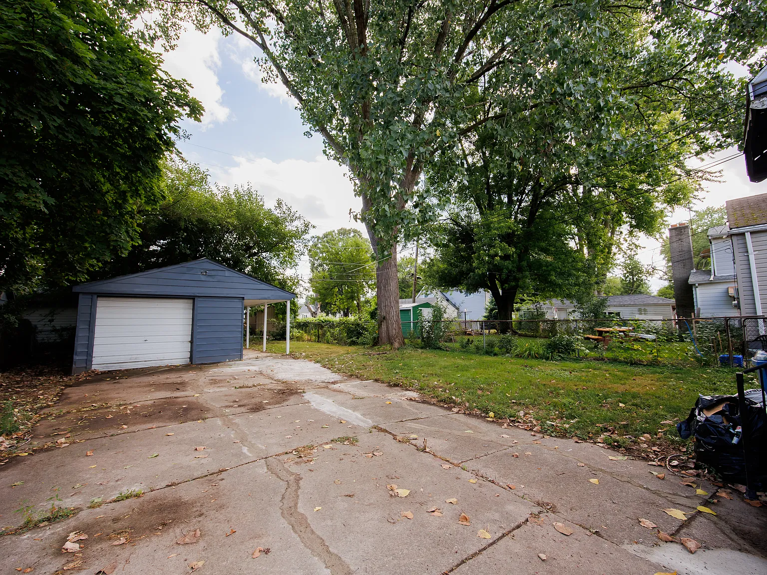 2 bed, 768 sqft, $1,250 — Photo 4