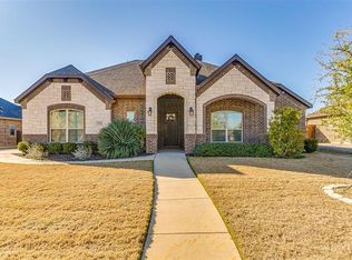 414 Autumn Run Dr, Midlothian, TX 76065