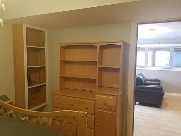5th image of 630 Parkview Dr #2
