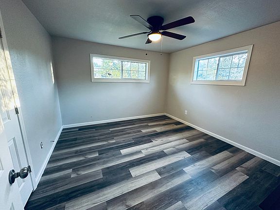 5th image of 1140 E Owens