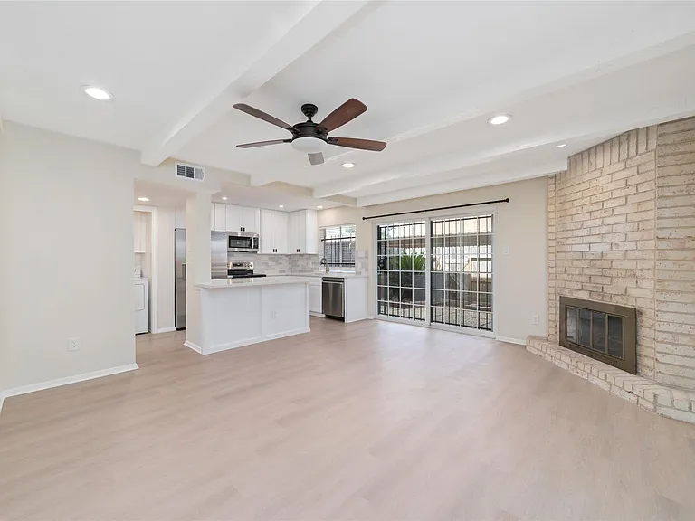 14345 Misty Meadow Ln — Photo 9