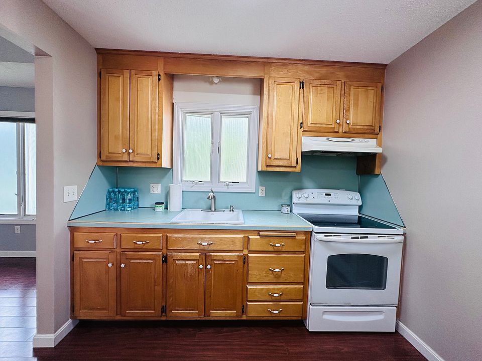 1st image of 21 Murielle Dr #2