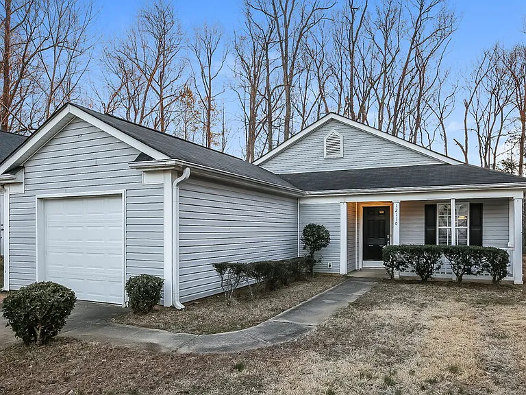 12110 Stewarts Crossing Dr — Photo 4