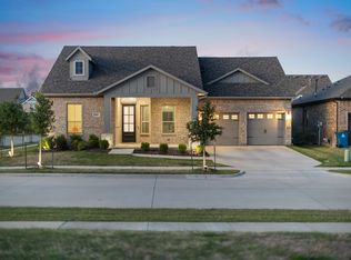 8808 Royal Star Rd, Rowlett, TX 75089