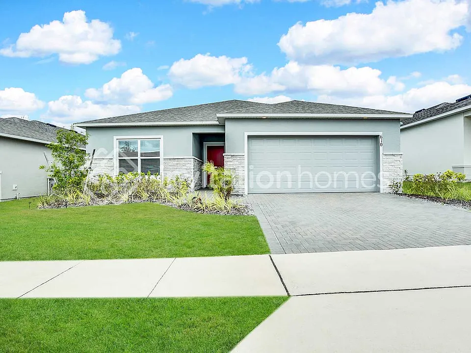 610 Campo Ln