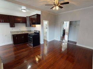 Budlong Apartments...Newly Renovated Studio...Hardwood Floors! Call Now!, Los Angeles, CA 90007