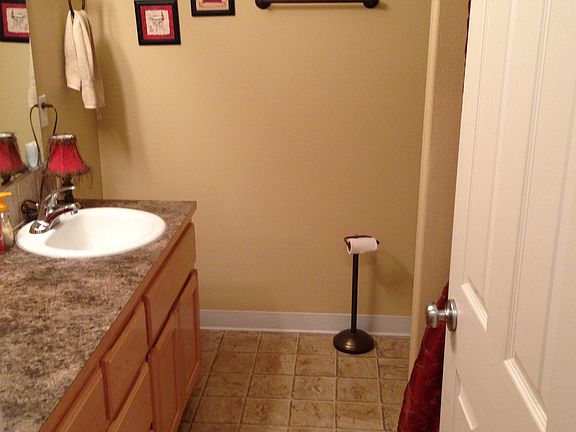 2nd Bathroom