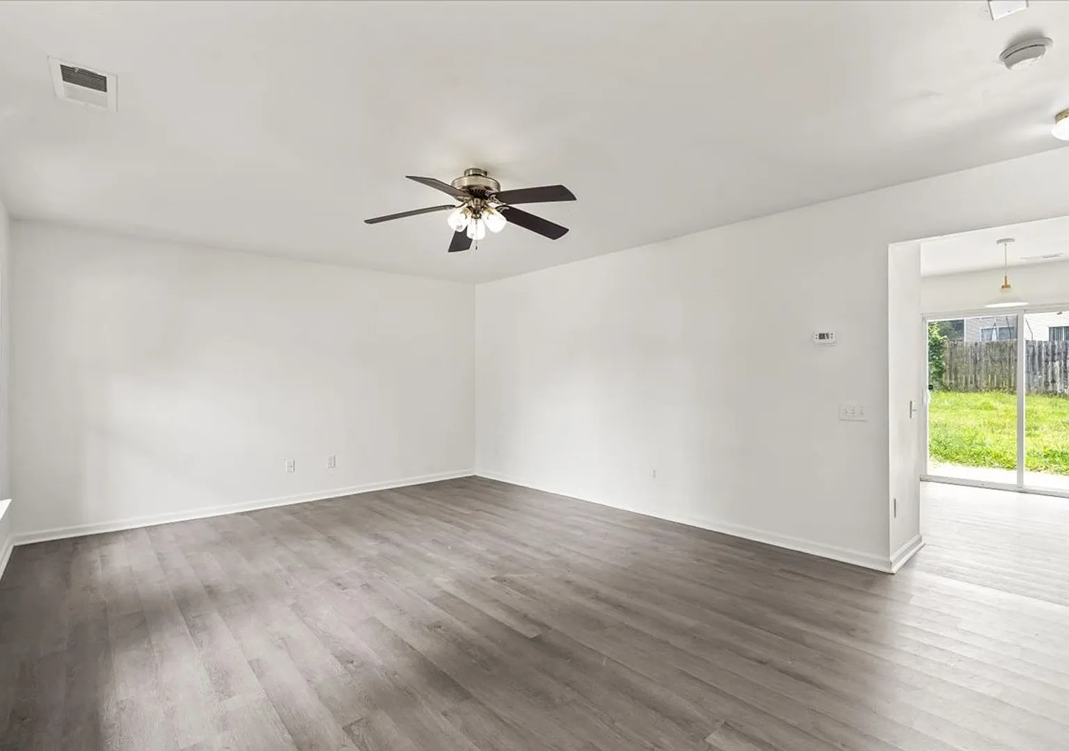 2724 Mulberry Pond drive — Photo 3