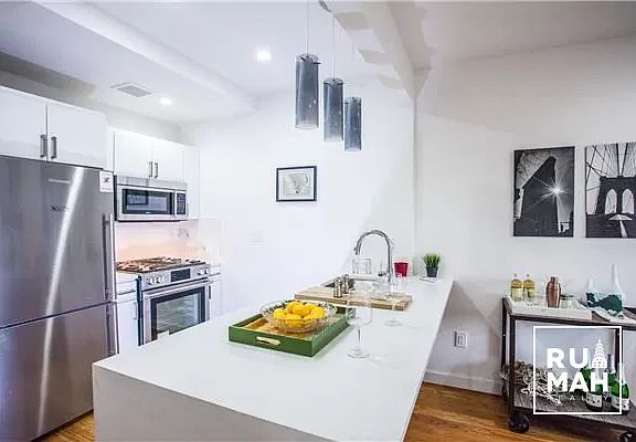 3rd image of 173 Knickerbocker Ave #3B
