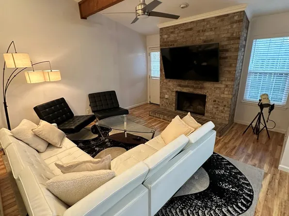 2907 Pearl St APT 105, Austin, TX 78705