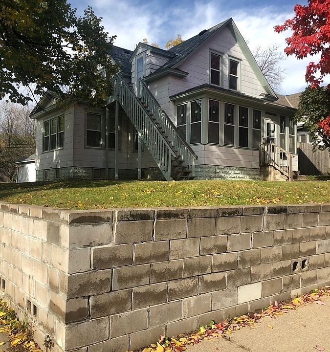 1st image of 3403 Aldrich Ave N #2