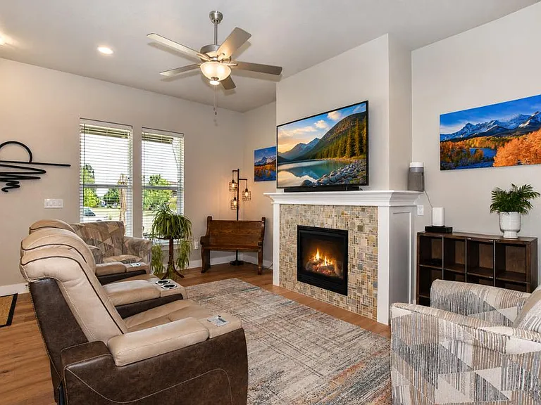6245 Vernazza Way — Photo 9