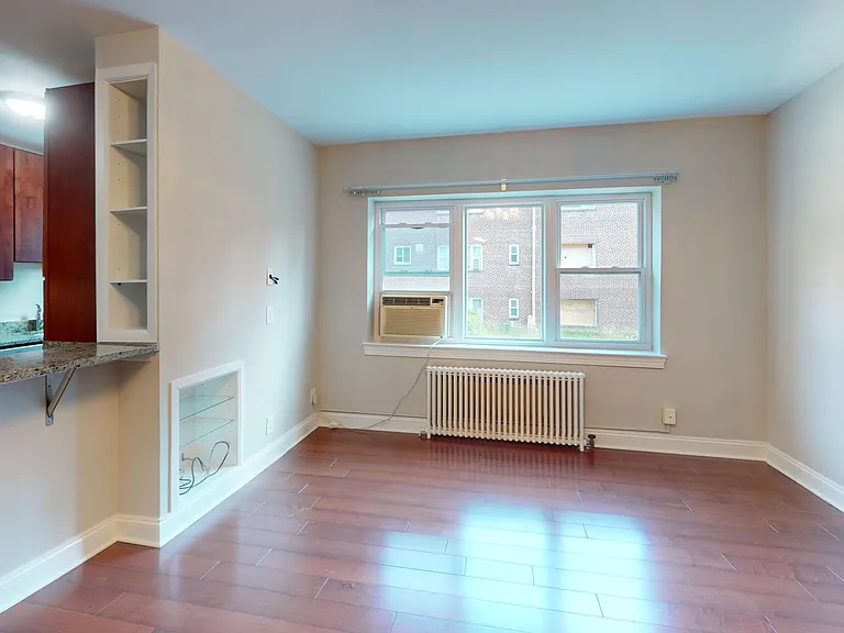 2339 40th Pl NW #104 — Photo 4