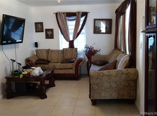 108 NE 2nd Ave, Hallandale Beach, FL 33009