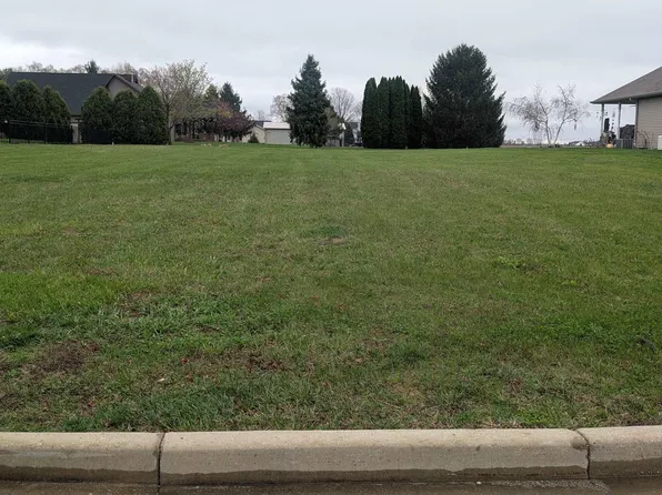 2508 Centennial Dr, Springfield, IL 62711