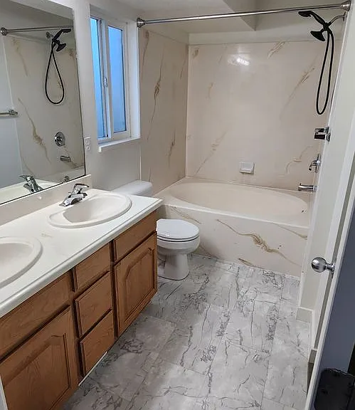 5486 W Venetia St — Photo 14
