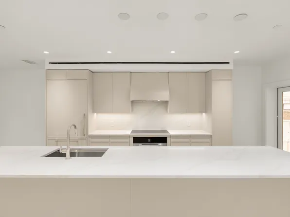 46 East 65th Street image 15 of 18