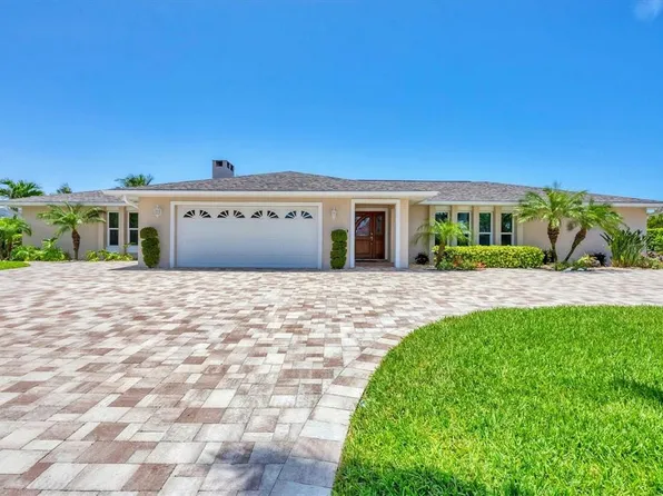 7913 19th Avenue Dr W, Bradenton, FL 34209