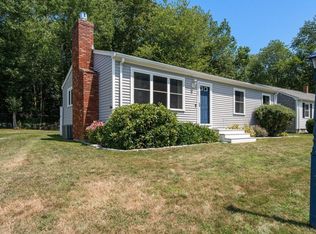 106 Laurelwood Dr, New Bedford, MA 02745