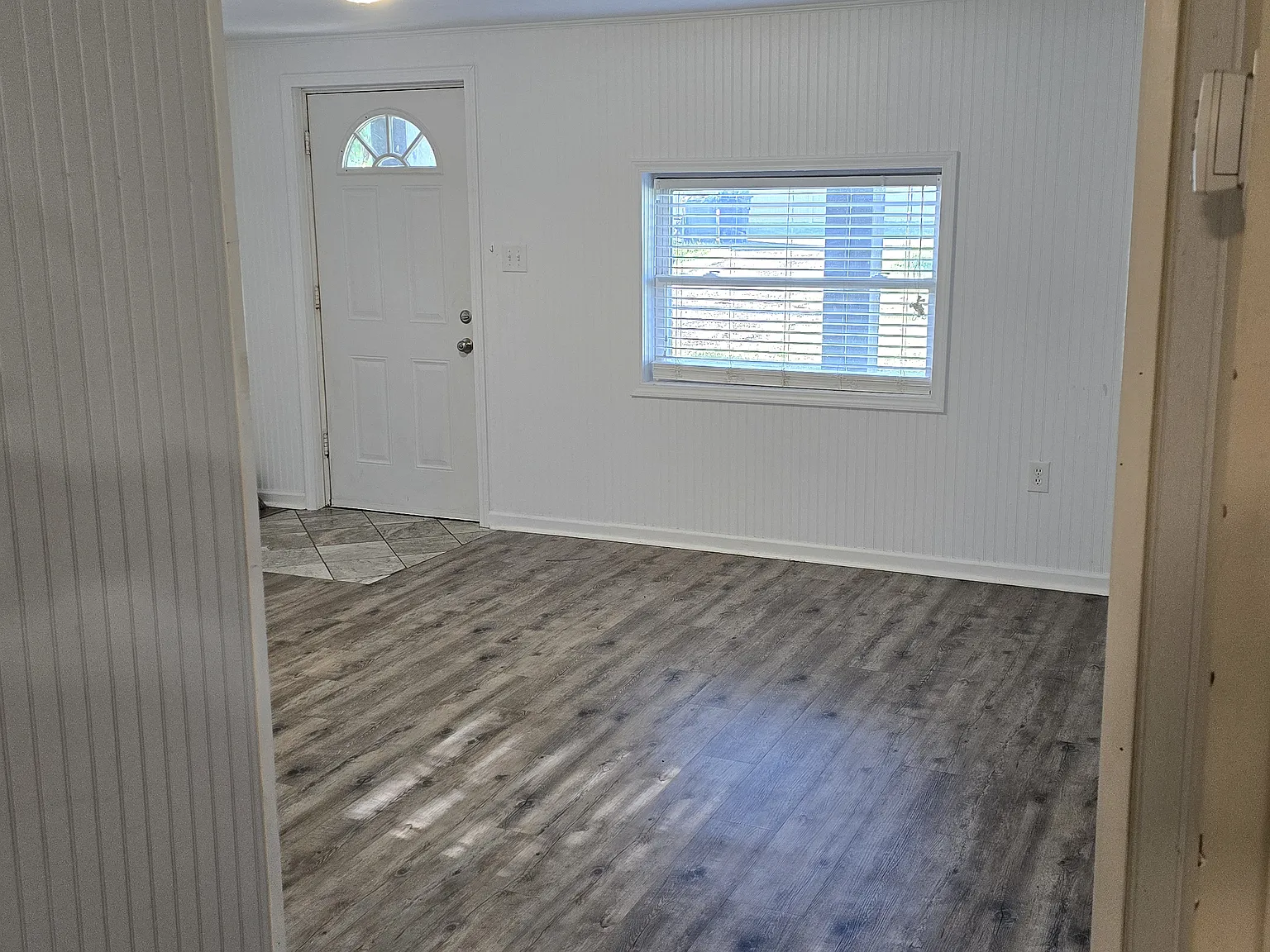 2 bed, 900 sqft, $1,050 — Photo 4