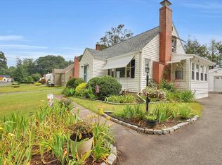 42 Shady Ln, East Hartford, CT 06118