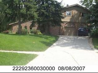 432 Freehauf St, Lemont, IL 60439