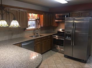 104 Woodland Hill Dr, Brookhaven, MS 39601