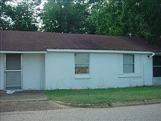 2nd image of 306 Pettus St
