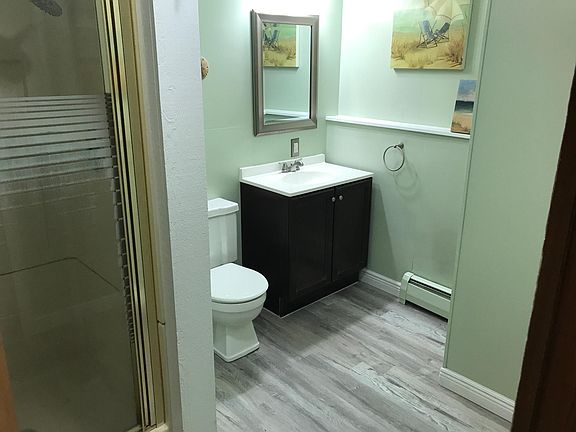 5th image of 618 Augdon Dr