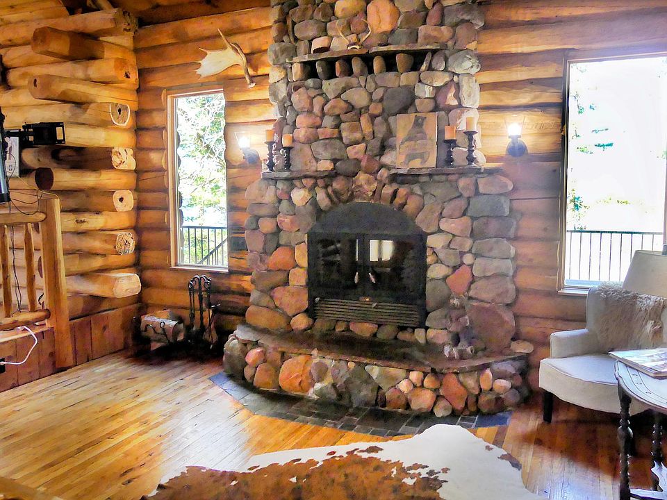 13th image of this home