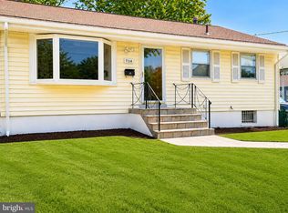7114 E Cedar St, Landover, MD 20785