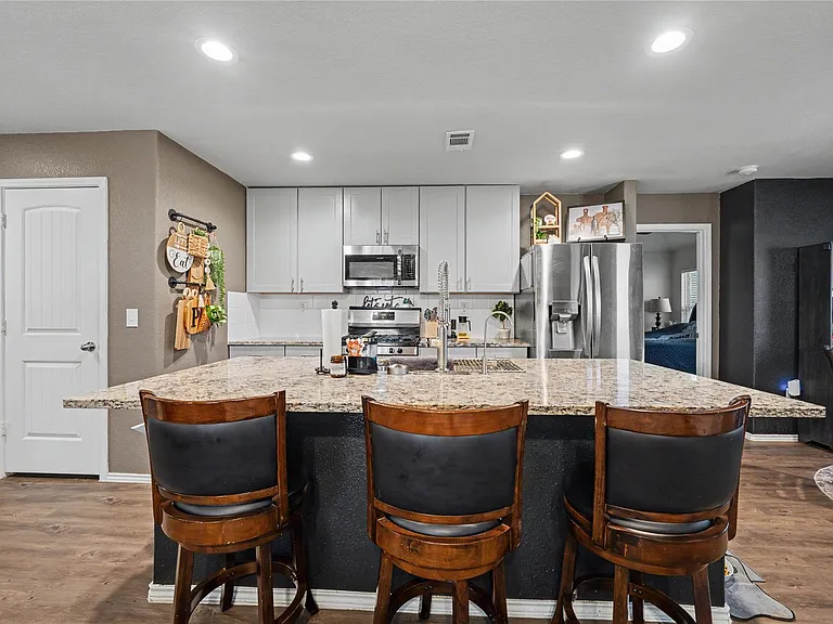 20815 Acorn Valley Dr — Photo 12