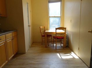 214 Freeman St APT 3L, Brooklyn, NY 11222
