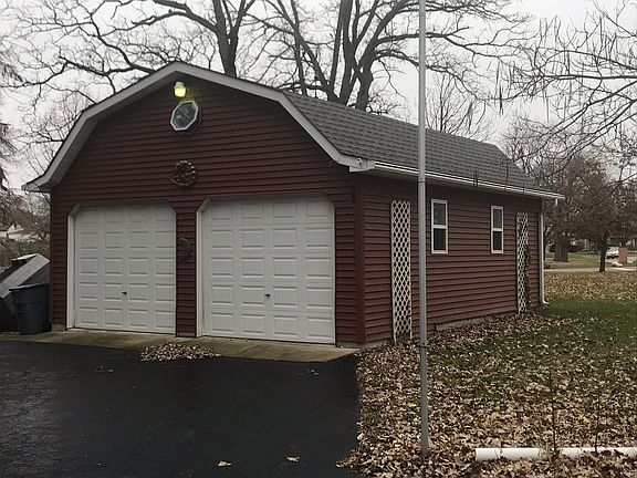 4th image of 16200 Lorel Ave