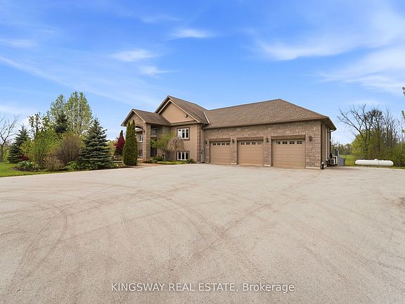 2nd image of 54080 Wellandport Rd