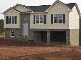 4240 Hickory Nut Ridge Rd, Hudson, NC 28638