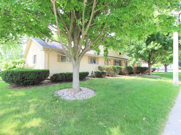 420 W North St, Bradley, IL 60915